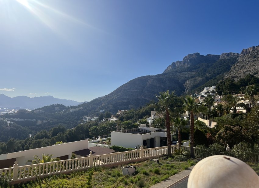 Neue Gebäude - Freistehend / Villa -
Altea