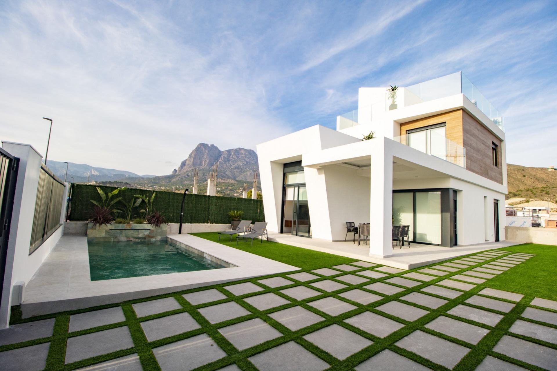 Neue Gebäude - Freistehend / Villa -
Finestrat - Puig Campana Golf