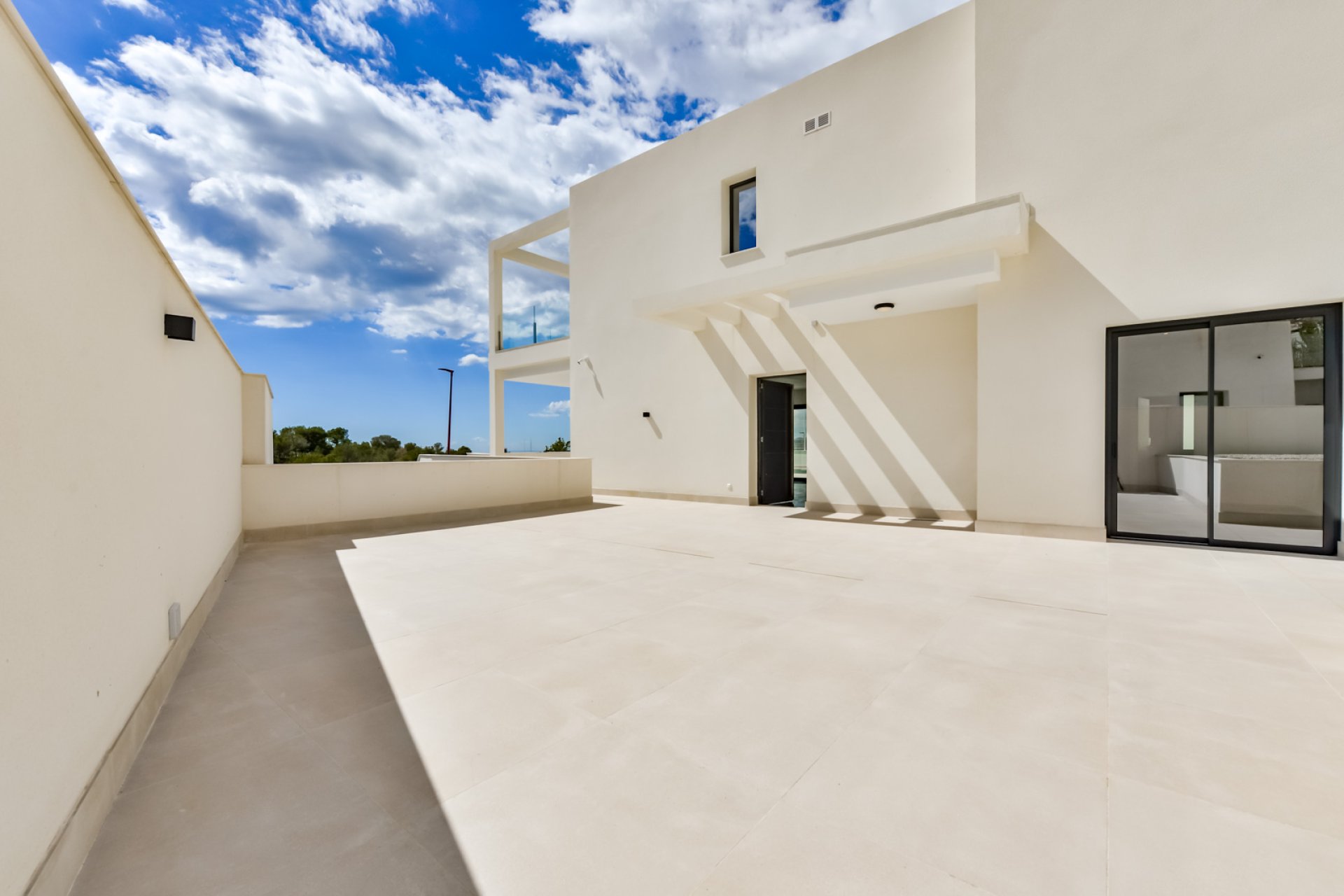 Neue Gebäude - Freistehend / Villa -
Finestrat