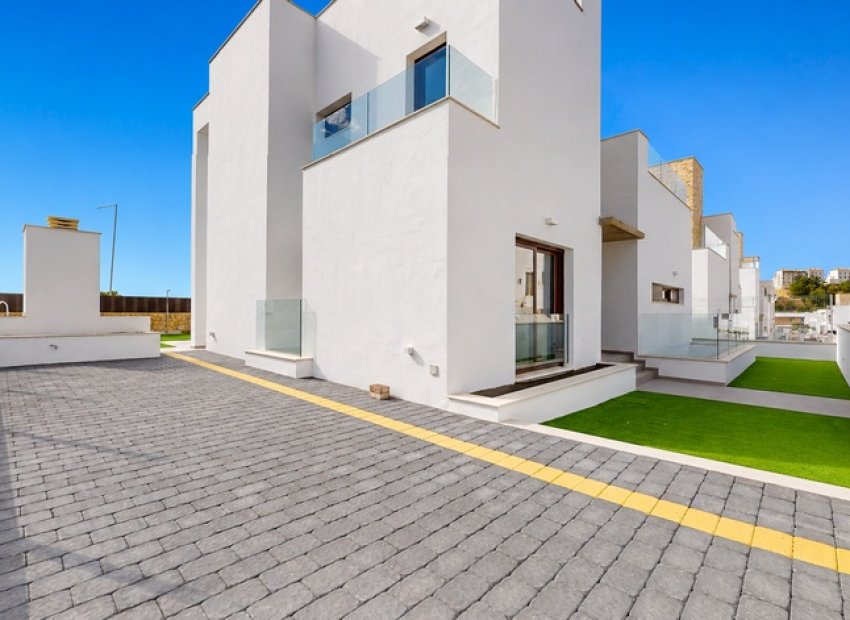 Neue Gebäude - Freistehend / Villa -
Finestrat