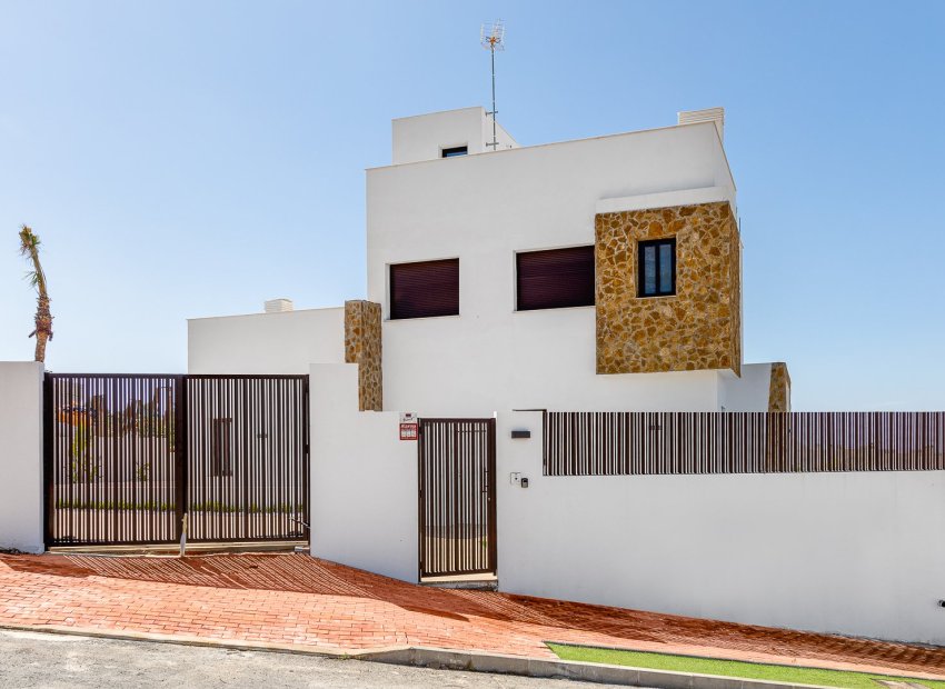Neue Gebäude - Freistehend / Villa -
Finestrat