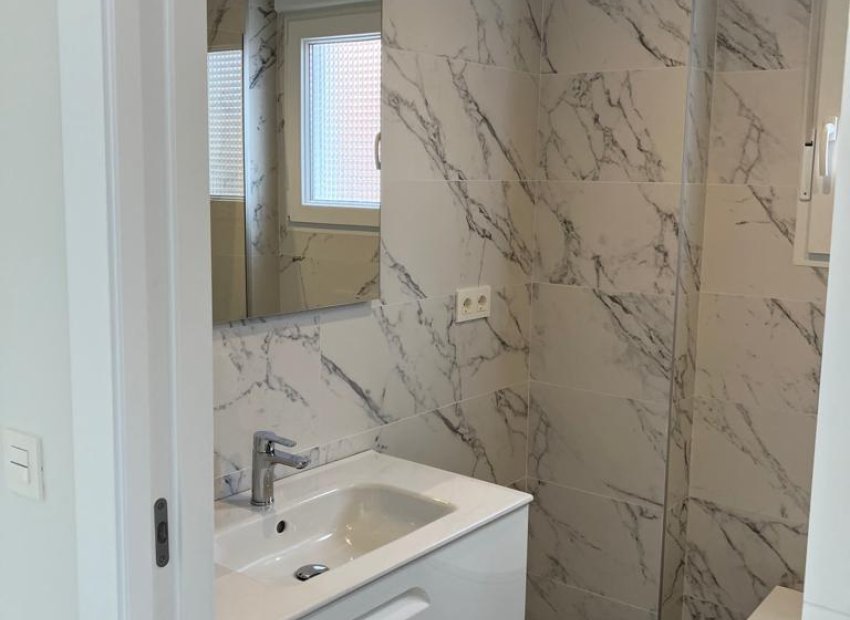 Neue Gebäude - Freistehend / Villa -
La Romana