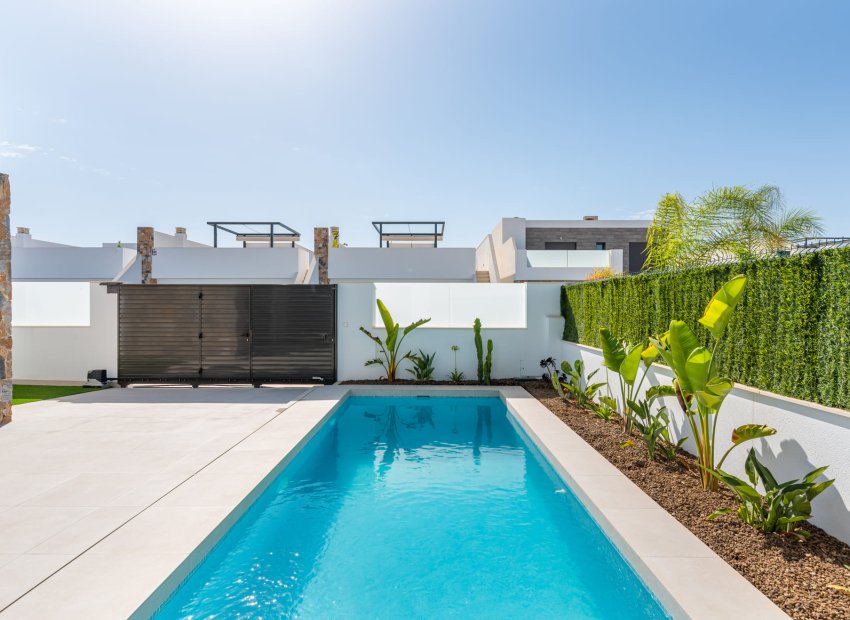 Neue Gebäude - Freistehend / Villa -
Los Alcazares - Los Alcázares