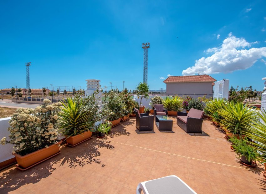 Neue Gebäude - Freistehend / Villa -
Los Alcazares - Los Alcázares