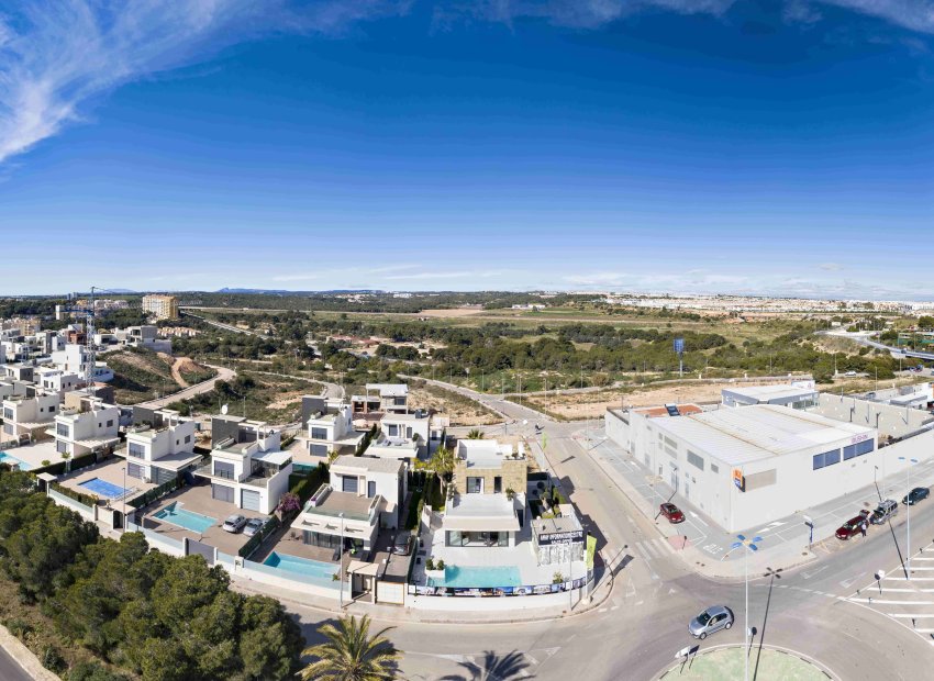 Neue Gebäude - Freistehend / Villa -
Orihuela Costa