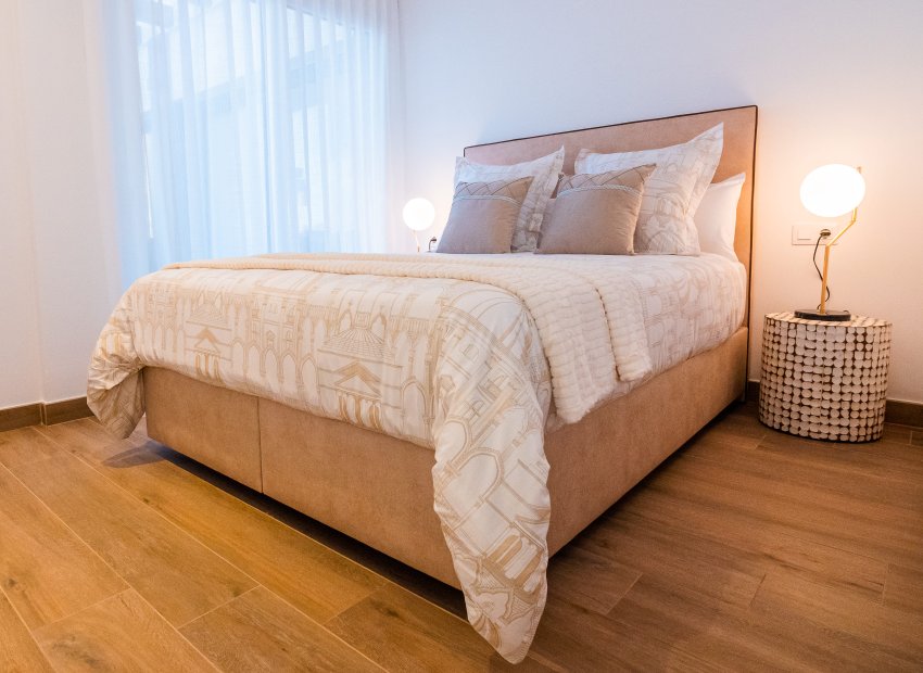 Neue Gebäude - Freistehend / Villa -
Polop