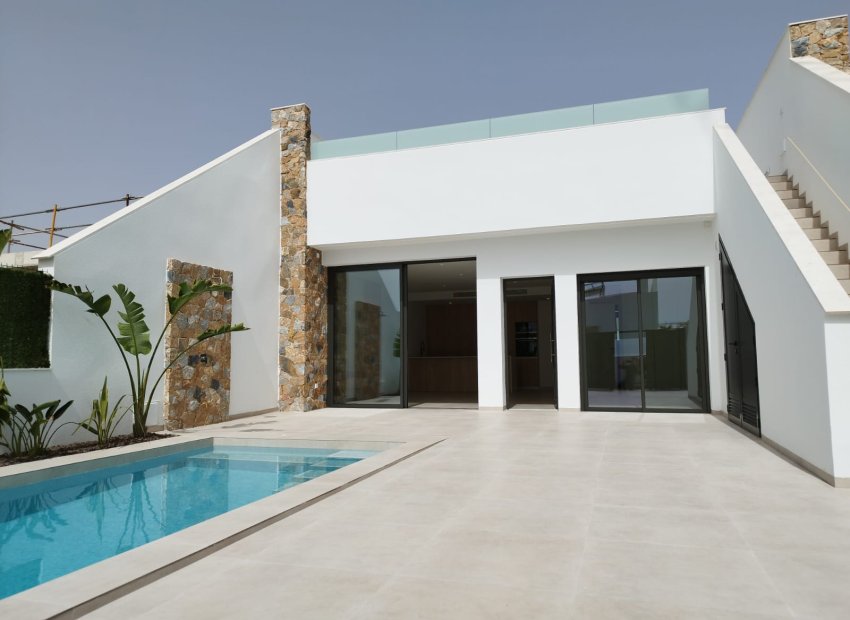 Neue Gebäude - Freistehend / Villa -
San Javier