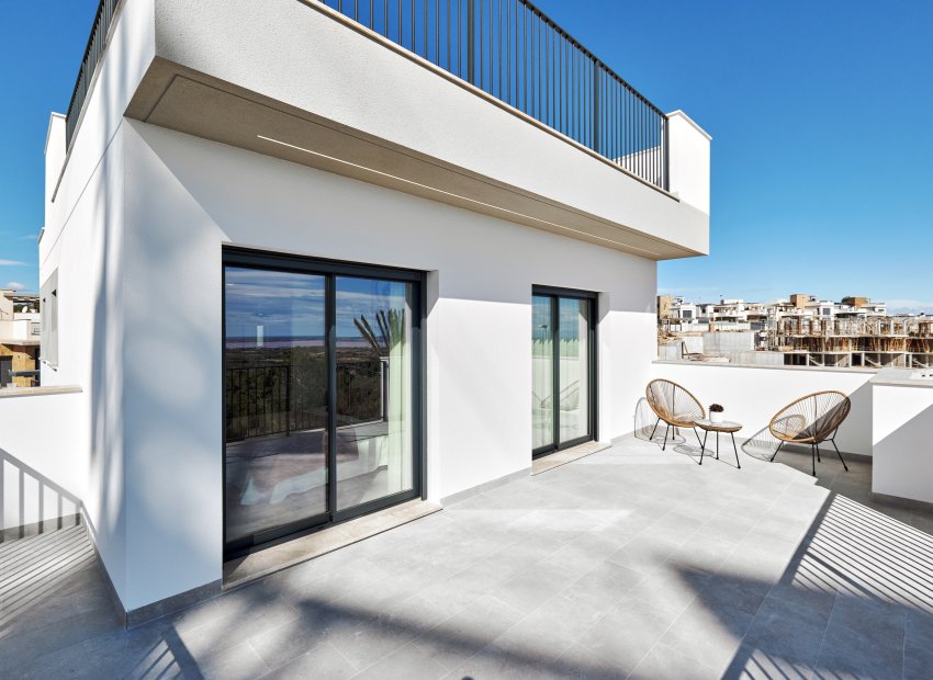 Neue Gebäude - Freistehend / Villa -
San Miguel de Salinas