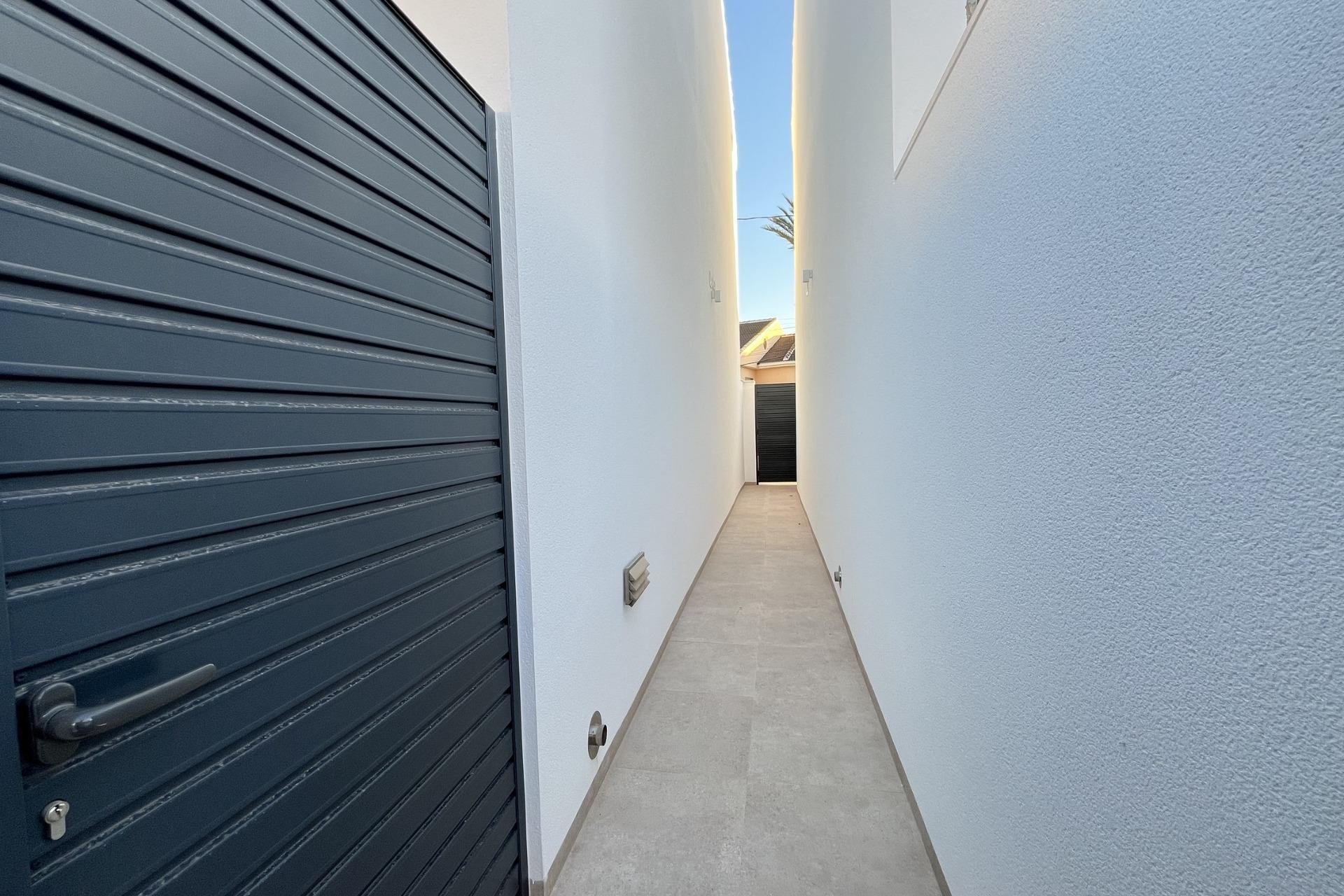 Neue Gebäude - Freistehend / Villa -
San Pedro del Pinatar - San Pedro Del Pinatar