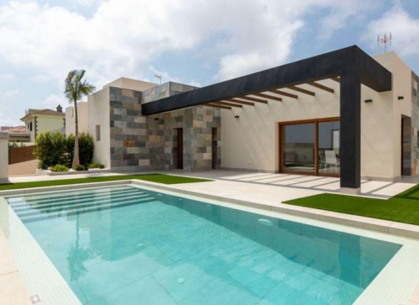 Neue Gebäude - Freistehend / Villa -
Torrevieja - Los Altos