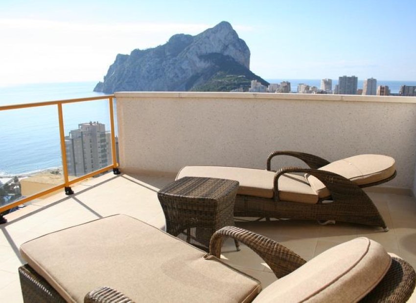 Neue Gebäude - Penthouse -
Calpe - La Calalga