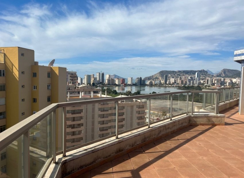 Neue Gebäude - Penthouse -
Calpe - Playa La Fossa