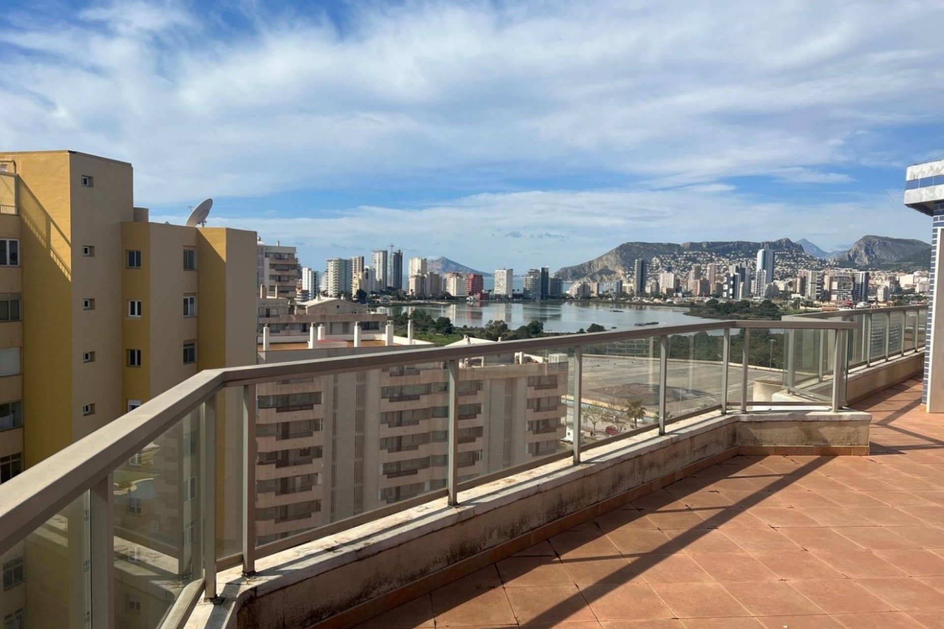 Neue Gebäude - Penthouse -
Calpe - Playa La Fossa