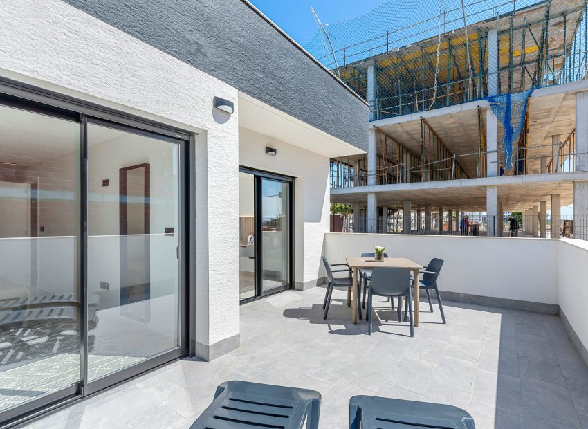 Neue Gebäude - Penthouse -
Guardamar del Segura - El Raso