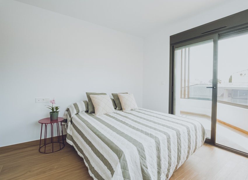 Neue Gebäude - Penthouse -
Redován