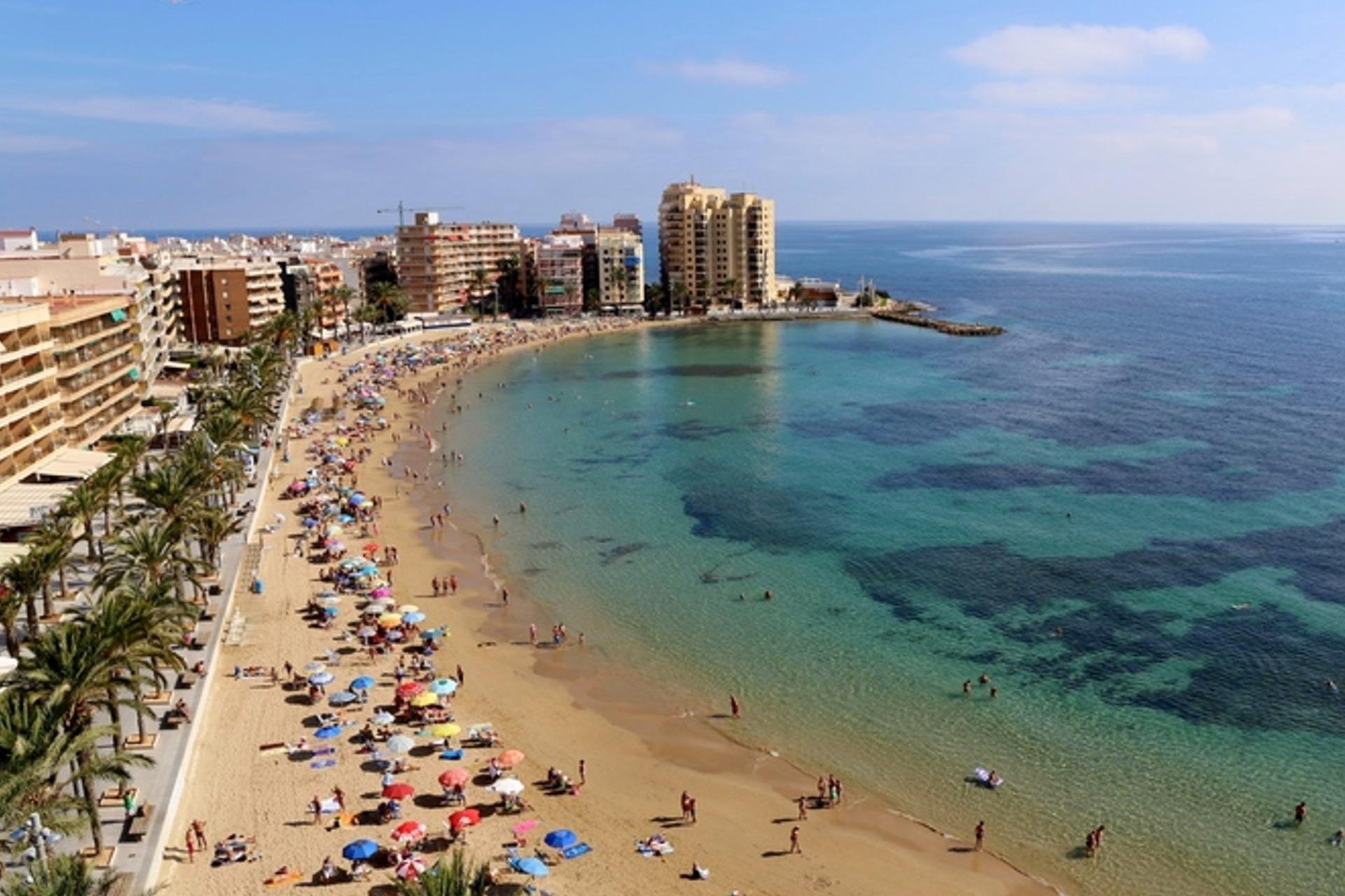 Neue Gebäude - Penthouse -
Torrevieja - Playa de El Cura