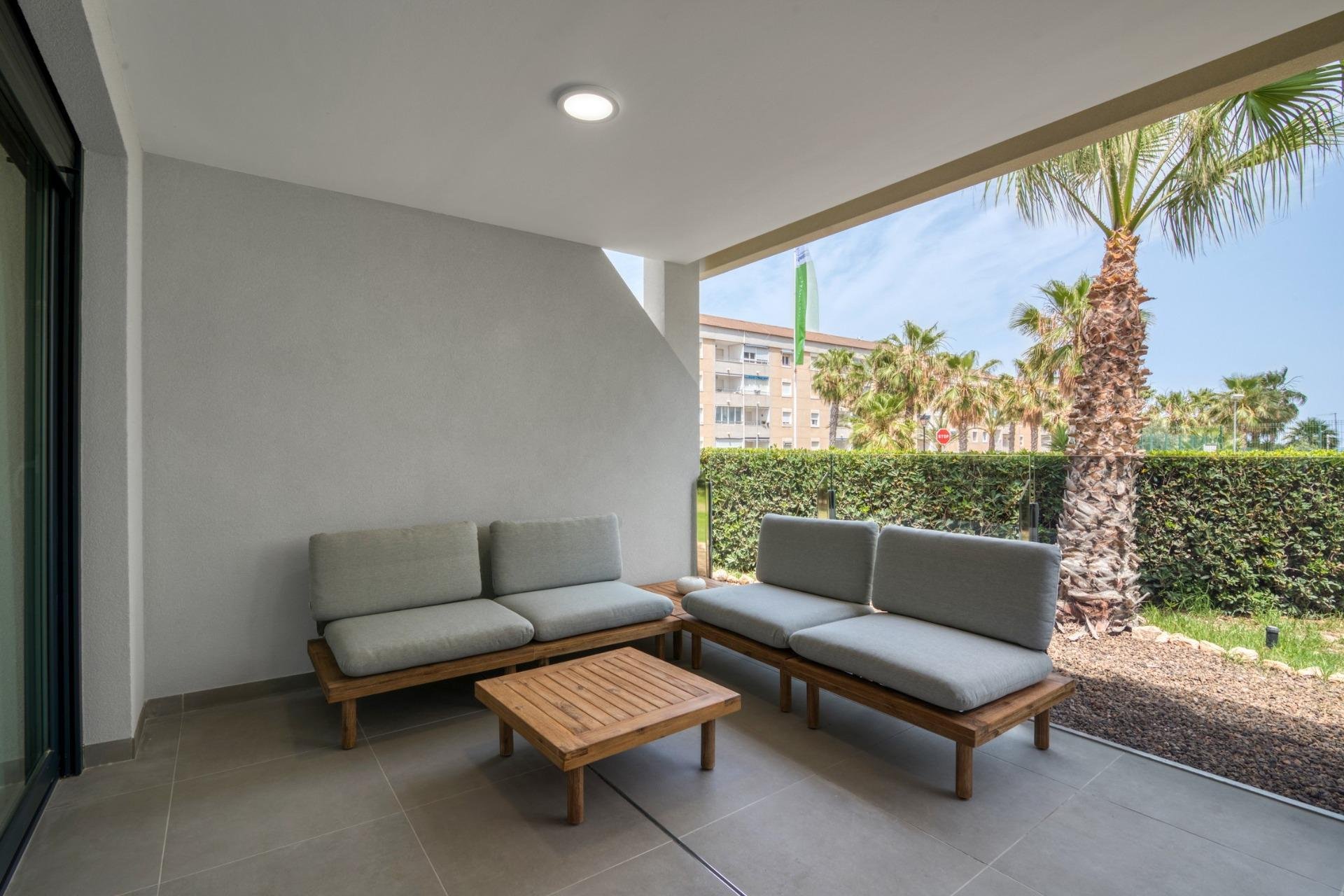 Neue Gebäude - Penthouse -
Torrevieja - Punta Prima