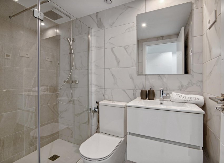 Neue Gebäude - Penthouse -
Torrevieja - Punta Prima