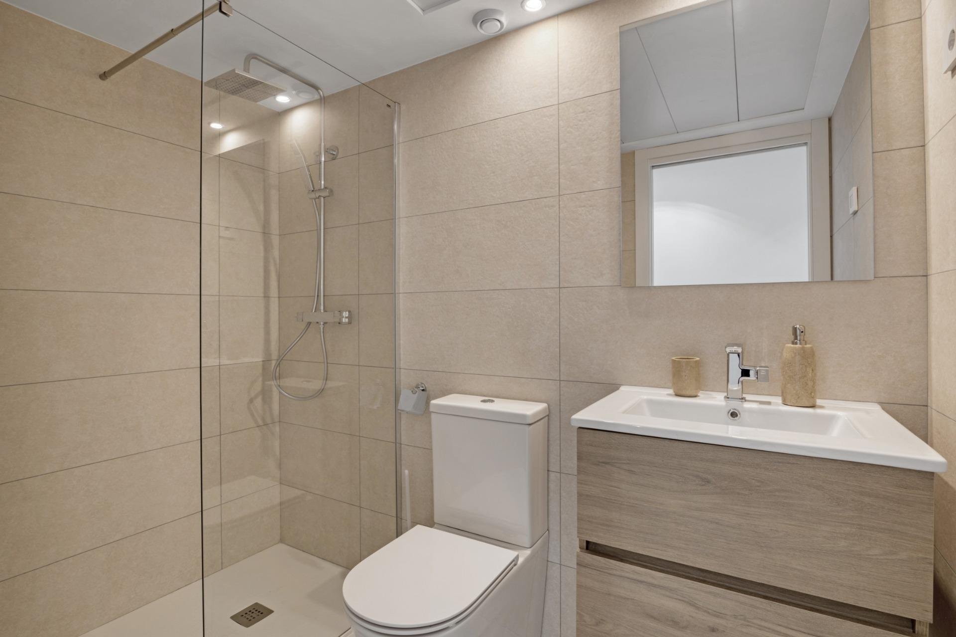 Neue Gebäude - Penthouse -
Torrevieja - Punta Prima