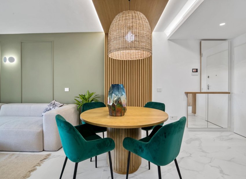 Neue Gebäude - Penthouse -
Torrevieja - Punta Prima