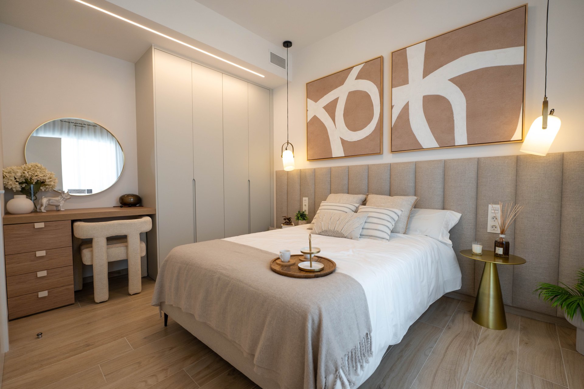 Neue Gebäude - Stadthaus -
Los Alcazares - Los Alcázares