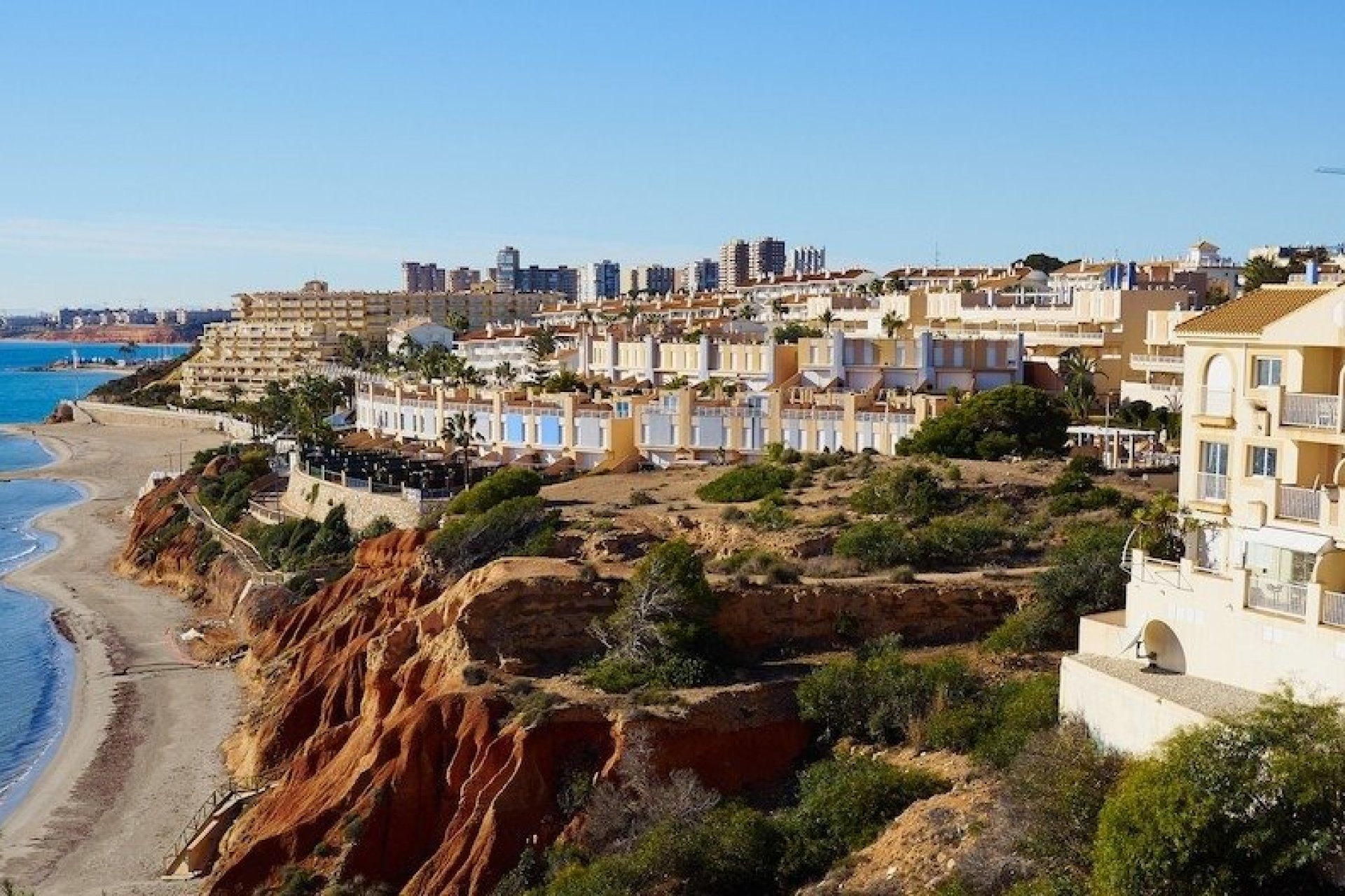 Neue Gebäude - Stadthaus -
Orihuela Costa - Las Filipinas