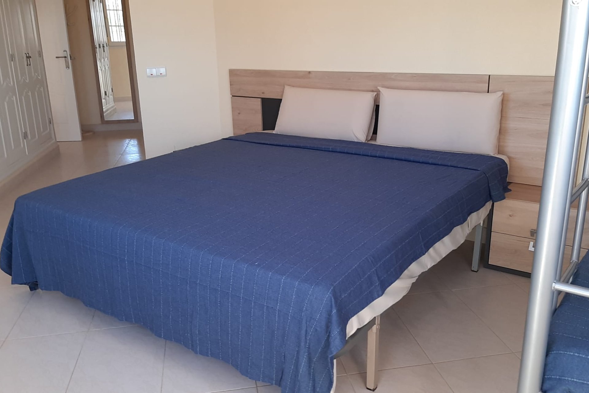 Neue Gebäude - Stadthaus -
San Javier