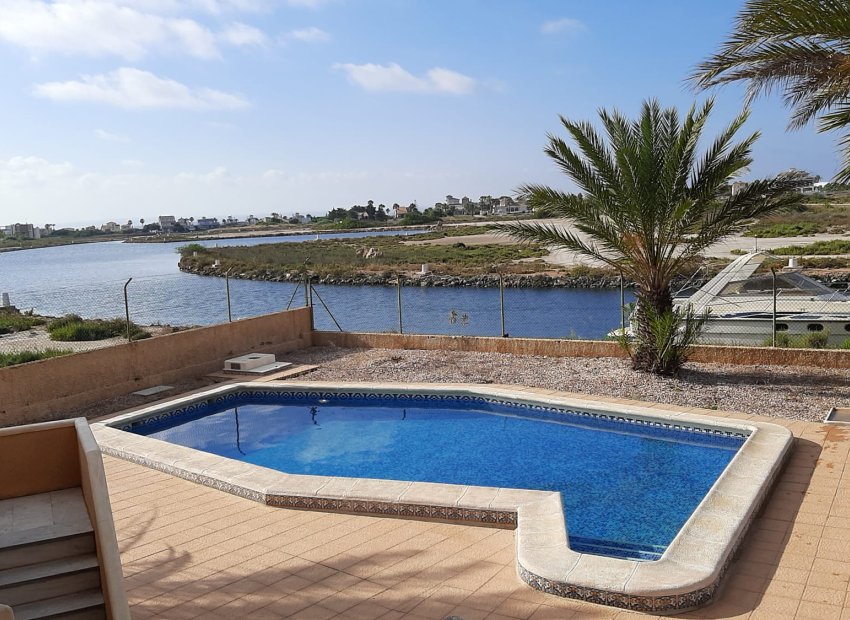 Neue Gebäude - Stadthaus -
San Javier