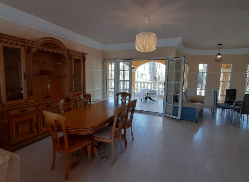 Neue Gebäude - Stadthaus -
San Javier