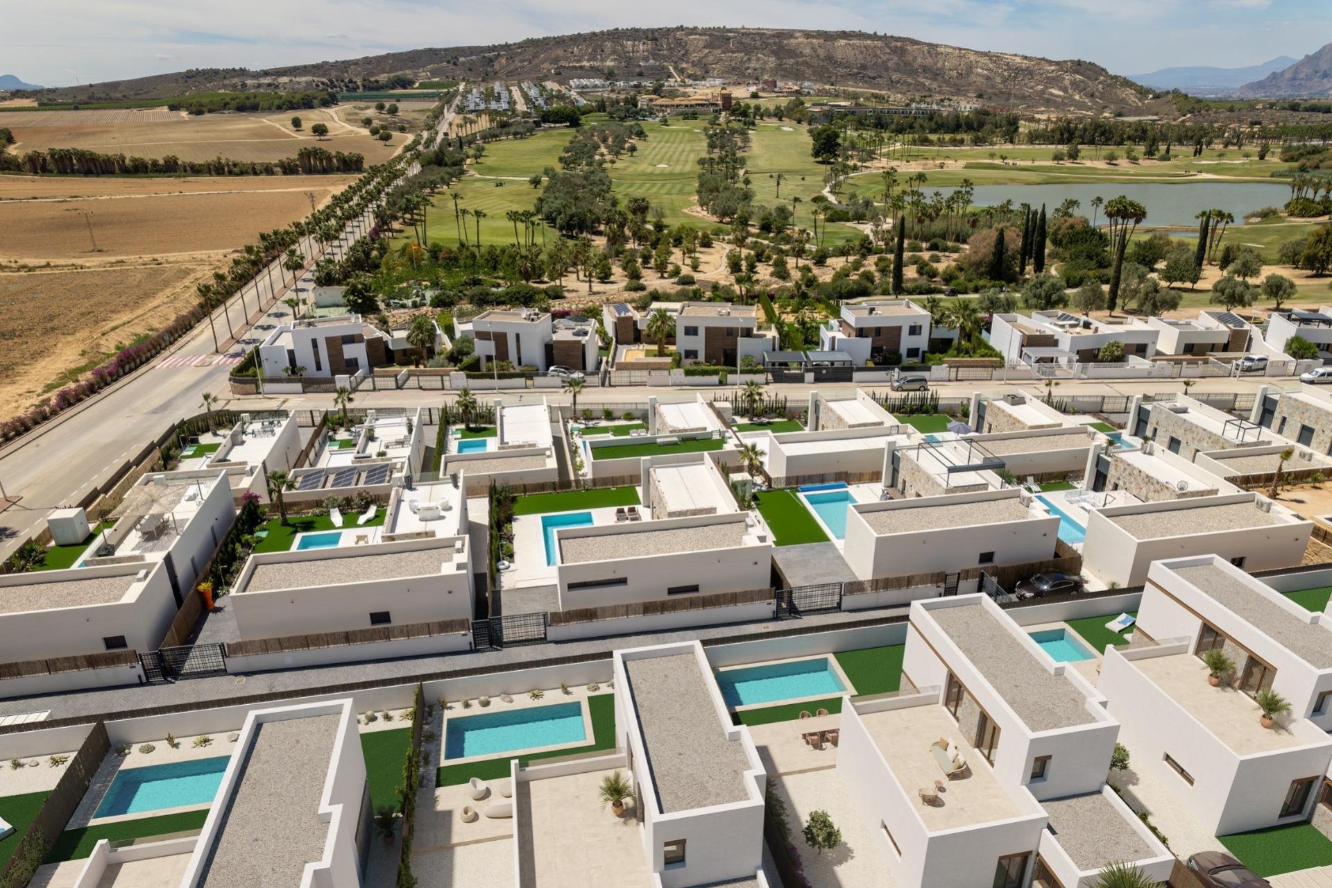 Neue Gebäude - Villa -
Algorfa - La Finca Golf