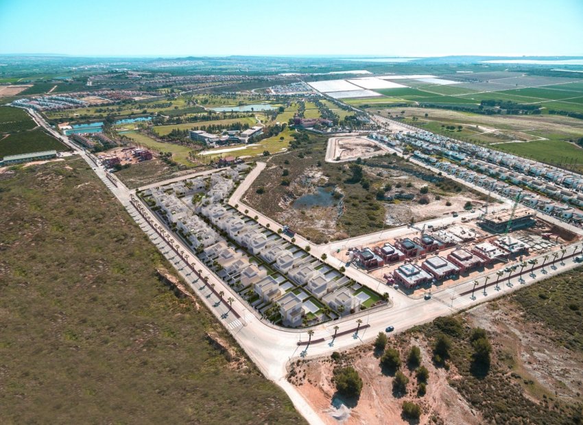 Neue Gebäude - Villa -
Algorfa - La Finca Golf