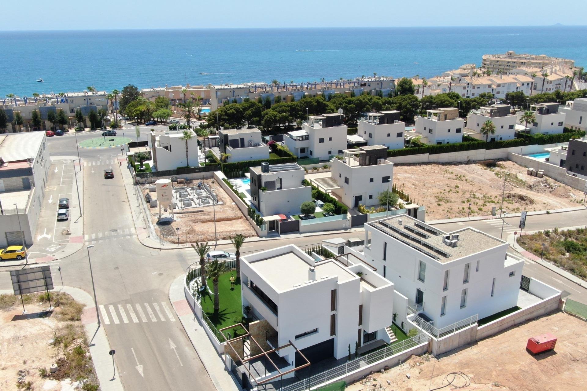 Neue Gebäude - Villa -
Orihuela Costa - Campoamor