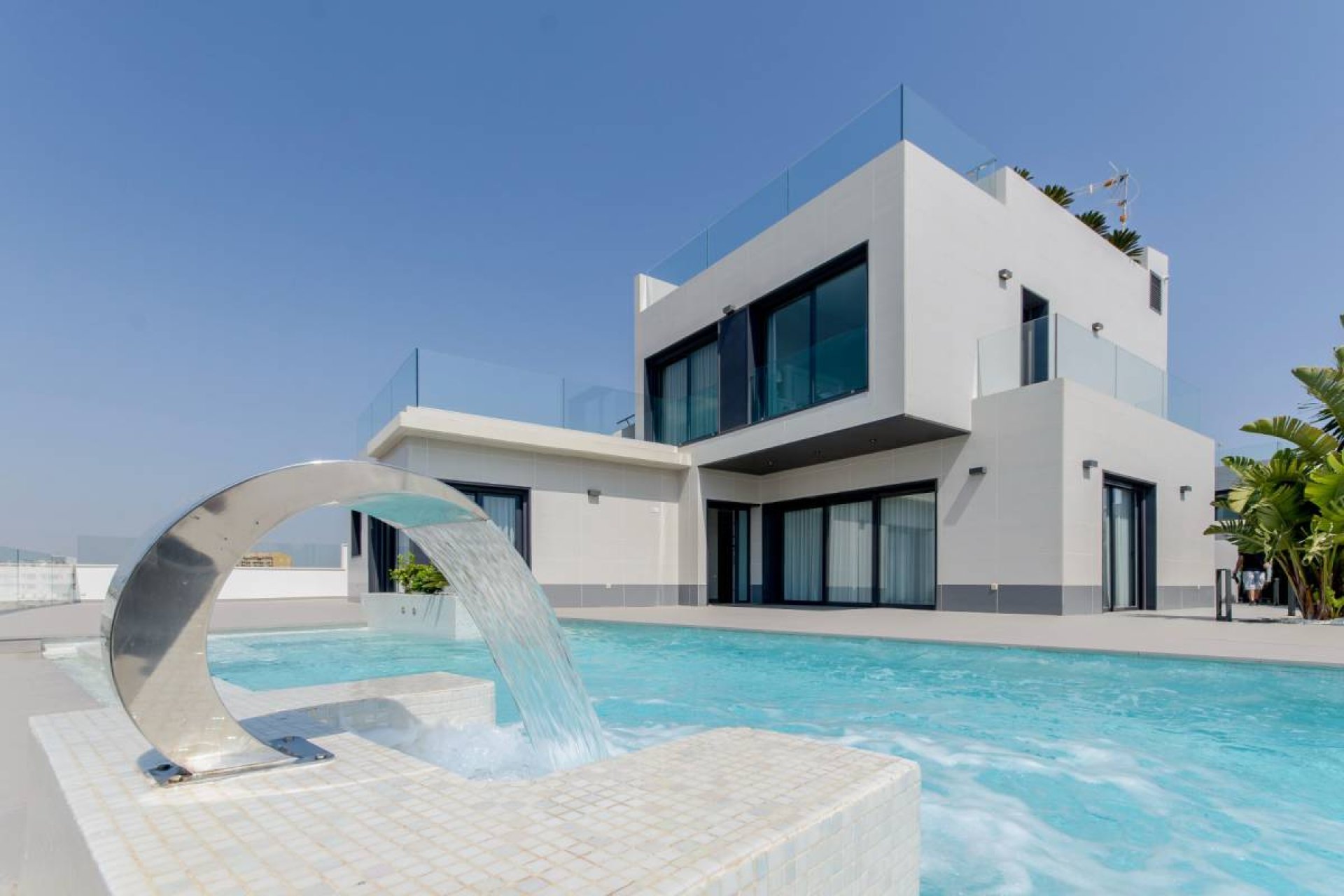 Neue Gebäude - Villa -
Orihuela Costa