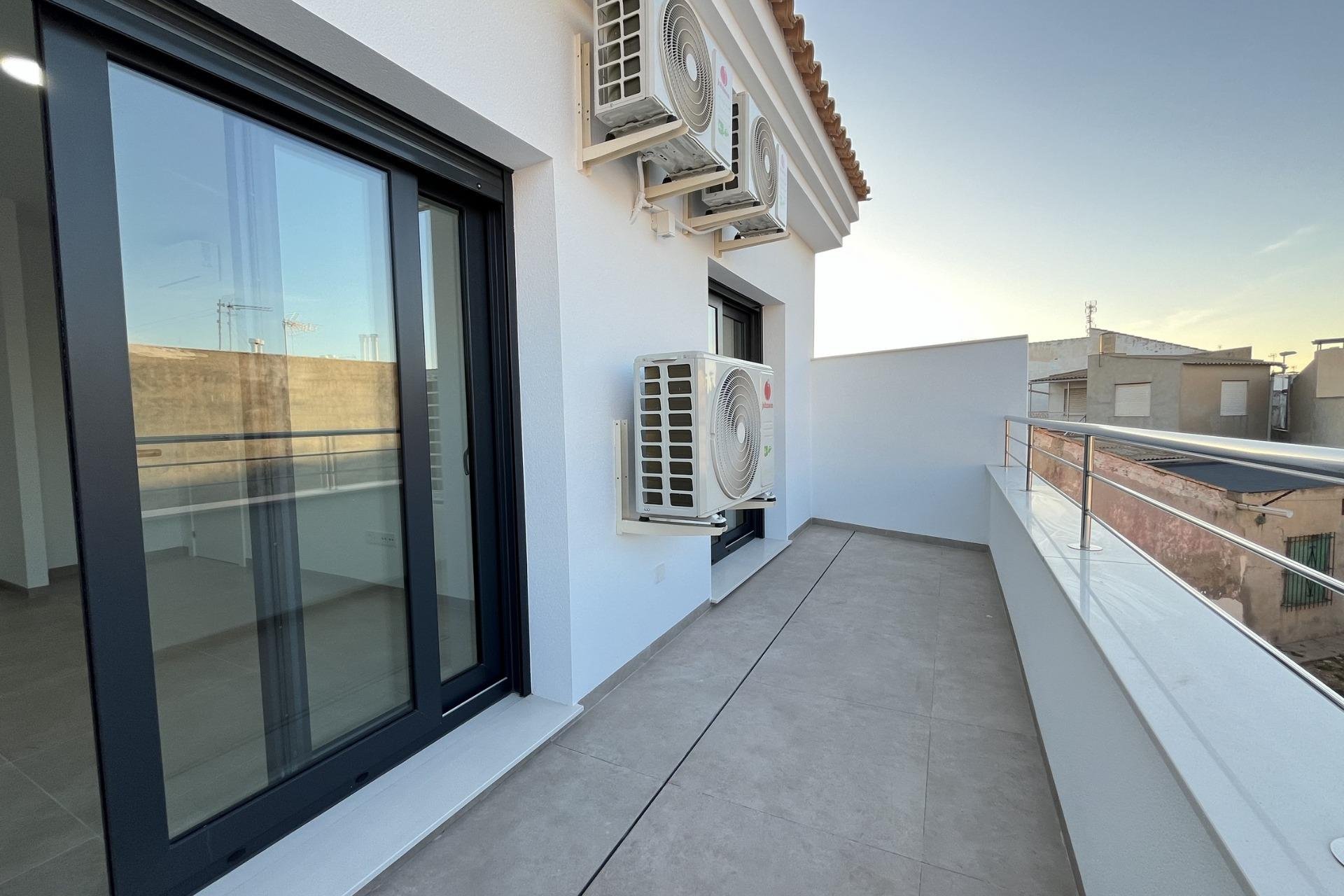 Neue Gebäude - Villa -
San Pedro del Pinatar - Lo Pagan