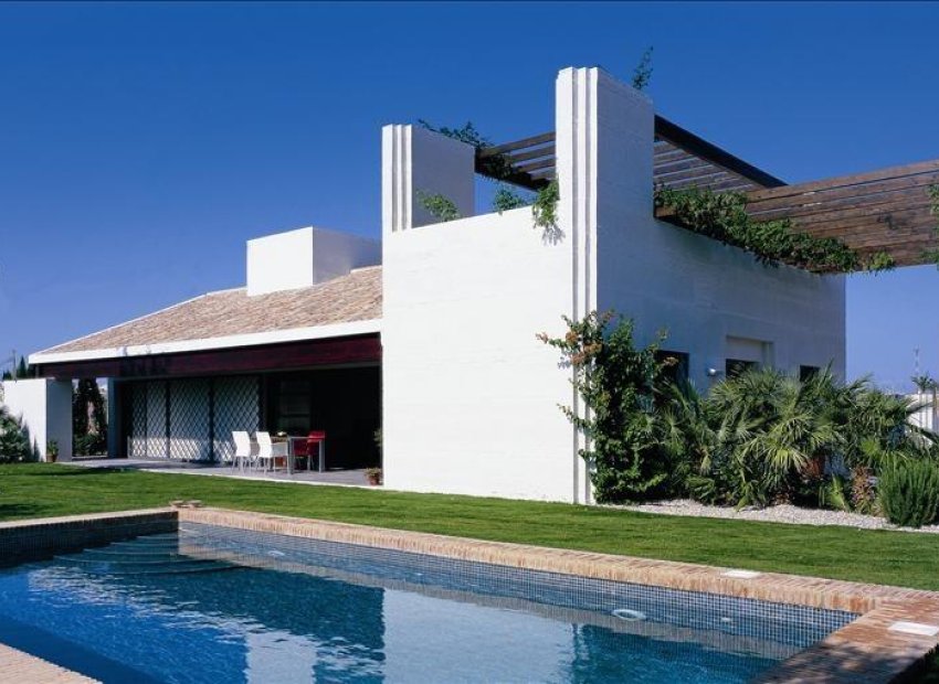 Neue Gebäude - Villa -
Sucina - Peraleja Golf