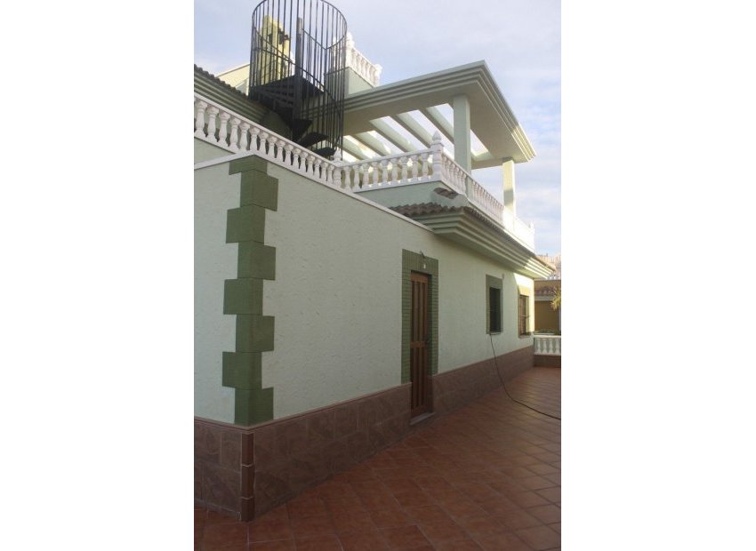 Neue Gebäude - Villa -
Torrevieja - Los Altos