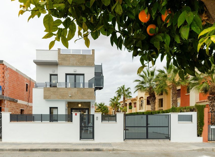 Neue Gebäude - Villa -
Torrevieja - Torretas