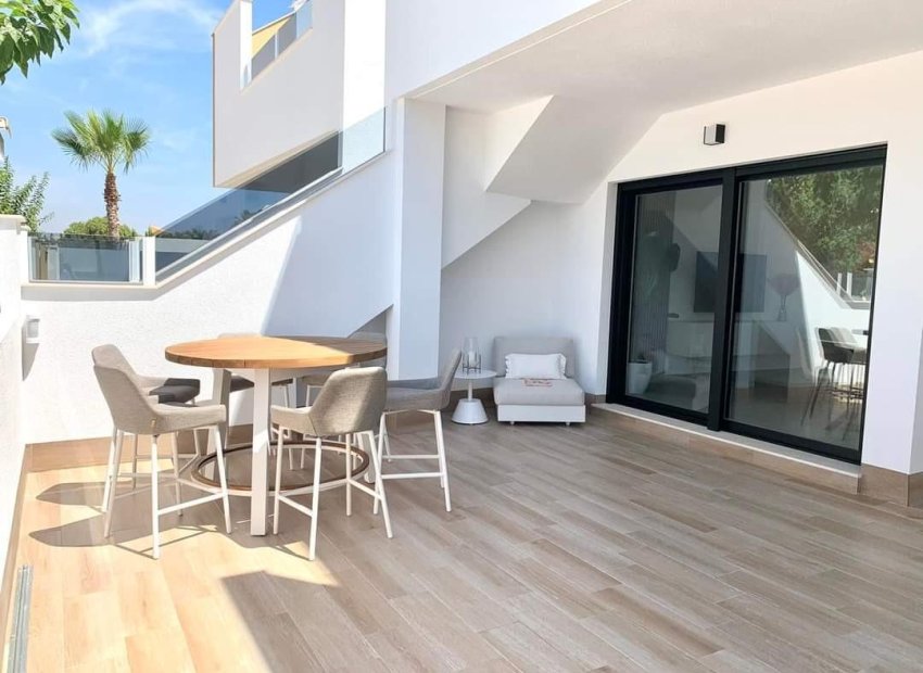New Build - Apartment -
Pilar de la Horadada - pueblo