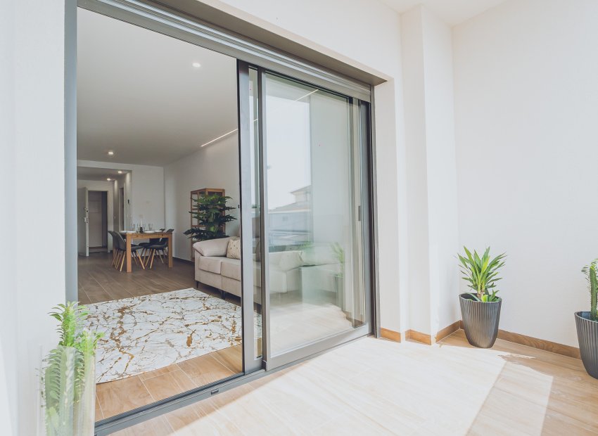 New Build - Apartment -
Redován