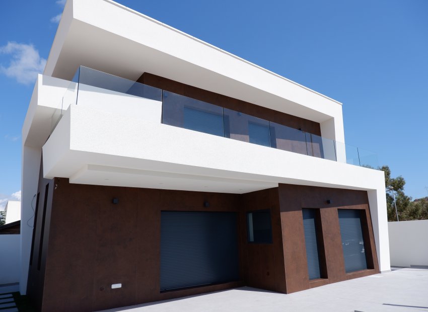 New Build - detached -
Benijofar
