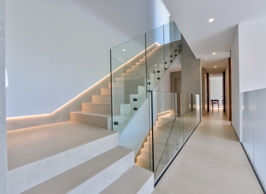 New Build - Detached House / Villa -
Altea