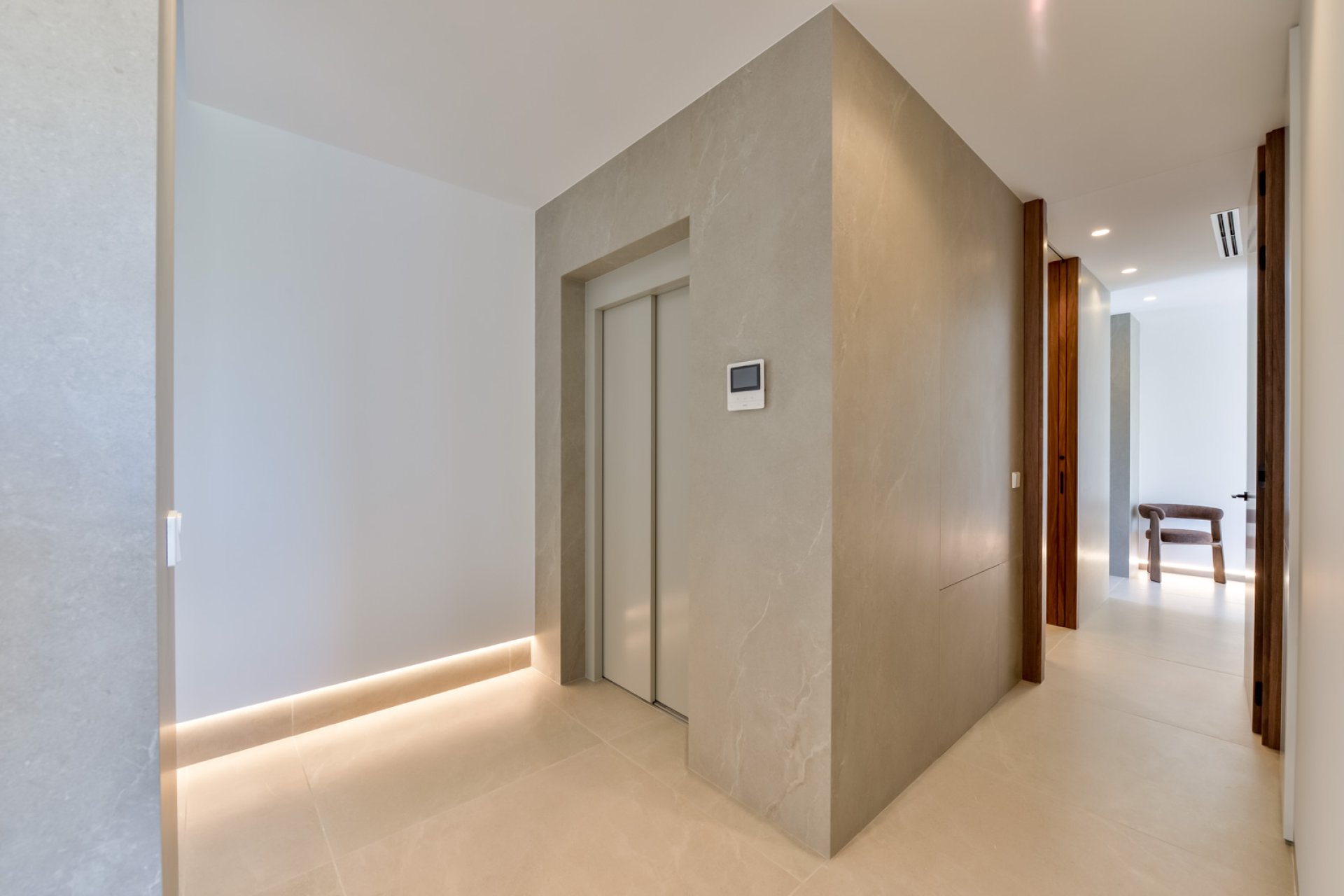 New Build - Detached House / Villa -
Altea