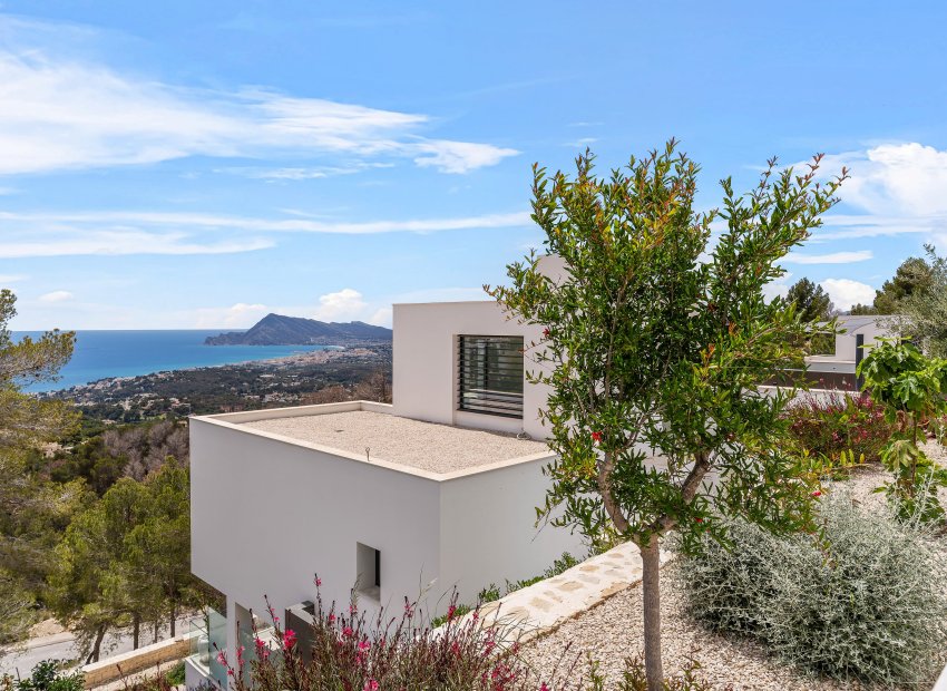 New Build - Detached House / Villa -
Altea