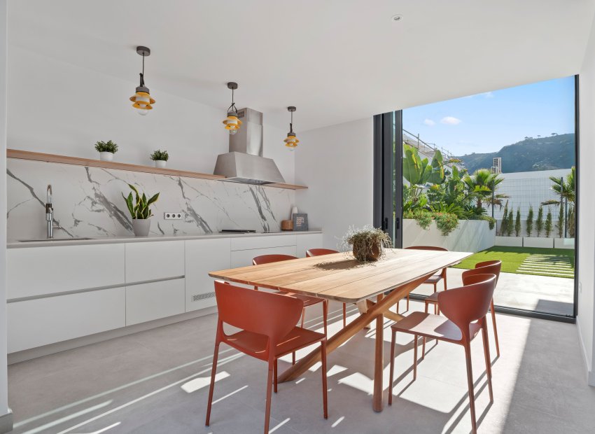 New Build - Detached House / Villa -
Benidorm