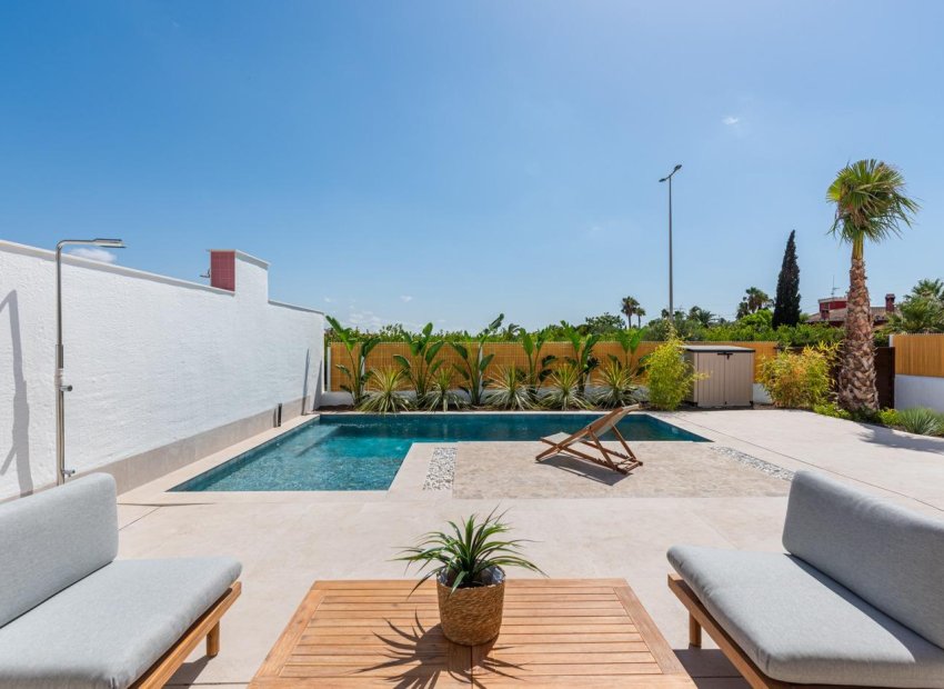 New Build - Detached House / Villa -
Benijofar - Centro