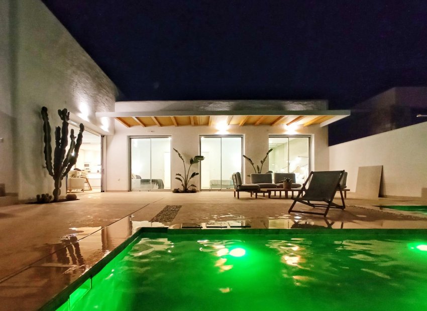 New Build - Detached House / Villa -
Benijofar - Centro