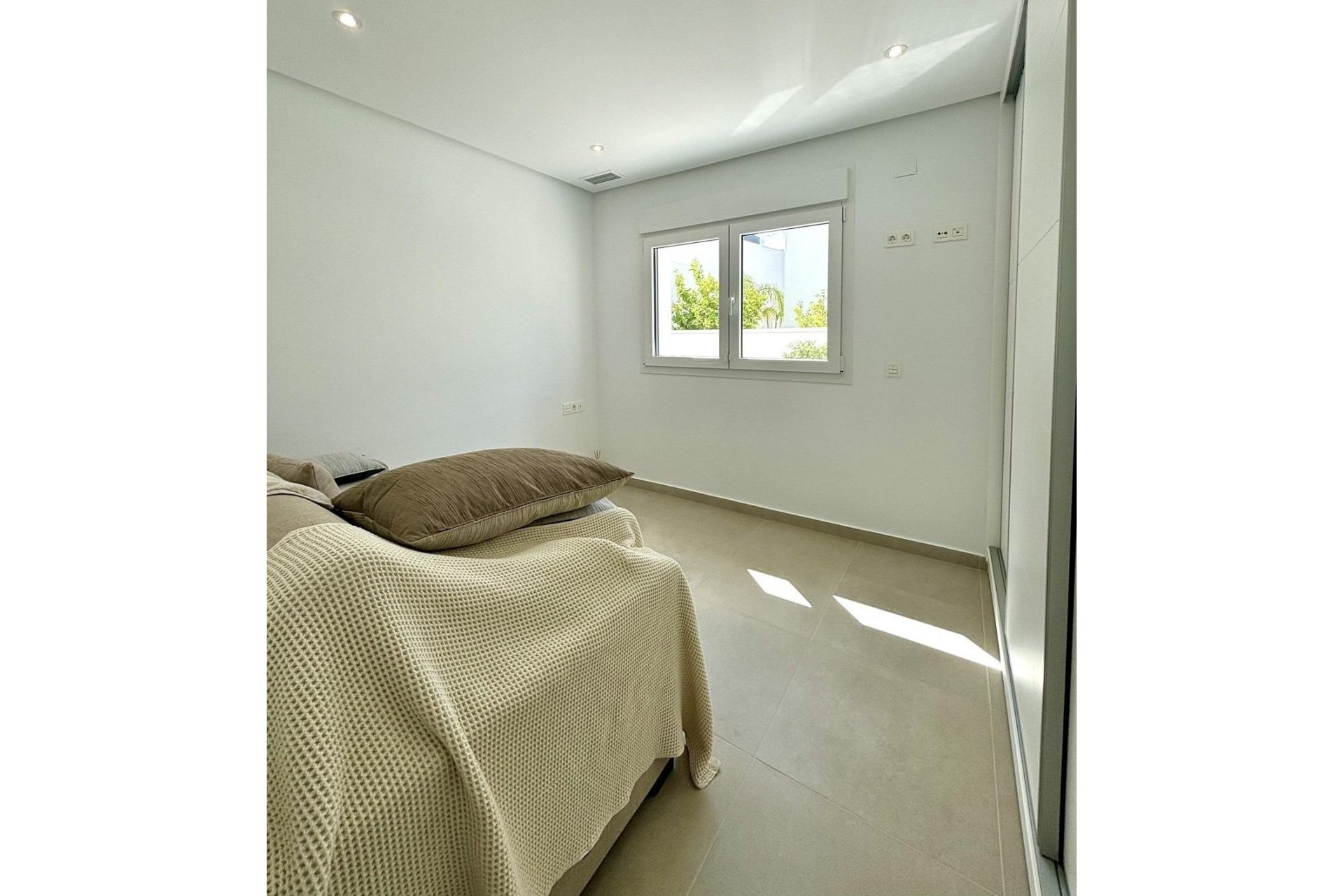 New Build - Detached House / Villa -
Benijofar - Pueblo