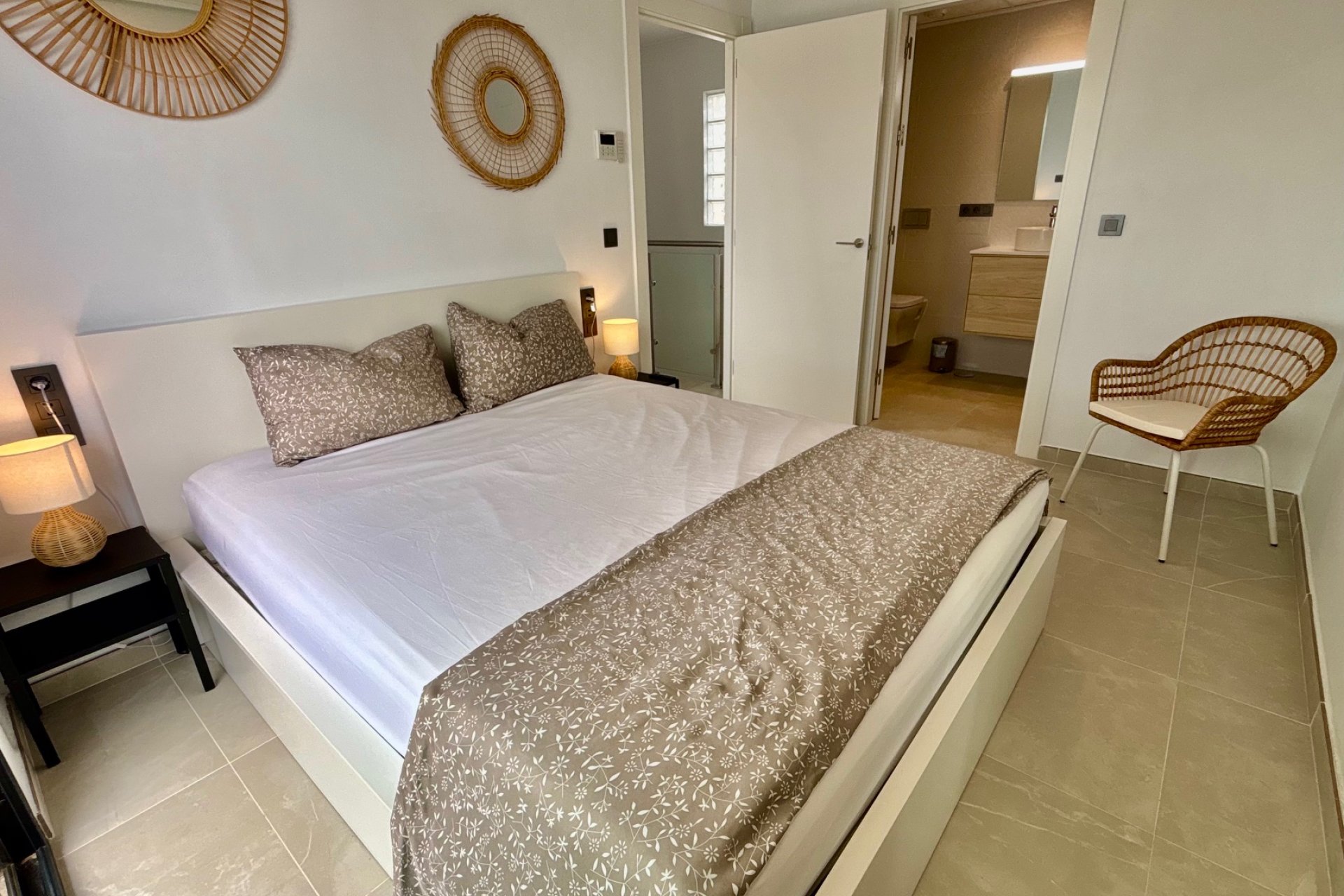 New Build - Detached House / Villa -
Benijofar