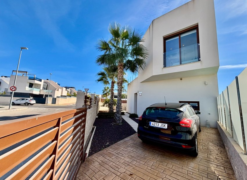 New Build - Detached House / Villa -
Benijofar