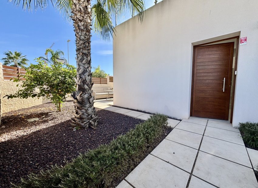 New Build - Detached House / Villa -
Benijofar